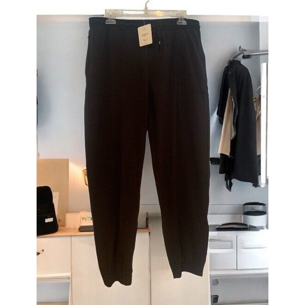 Black Women's Relaxed Tapered Pants - Brand Unspecified